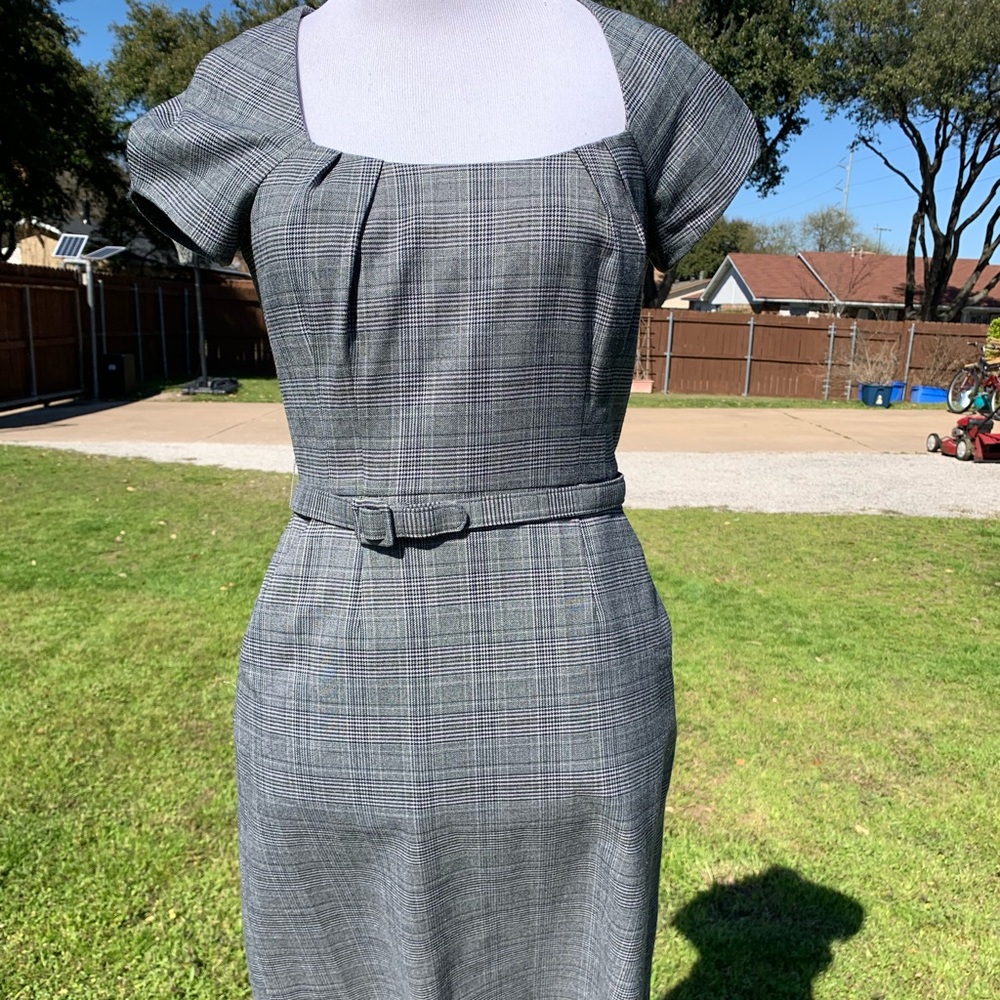 NWOT Banana Republic Sheath Dress 0P